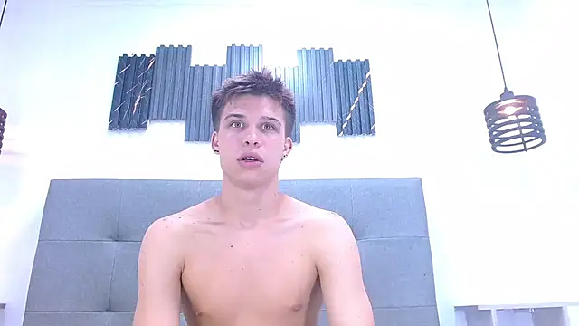 Liam York  online show from March 2026 01:45:01 AM