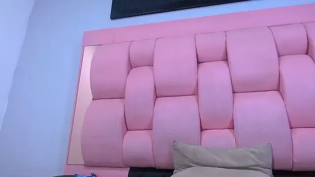 Liam York  online show from January 2026 03:35:01 AM