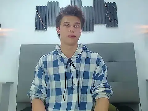 Liam York  online show from March 2026 08:51:02 PM