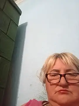 Snapshot of MilaTamila456 chatting on November 2025 05:39:02 PM MilaTamila456 online show from November 2025 05:39:02 PM