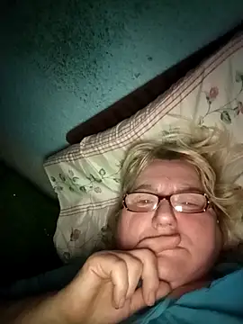 Snapshot of MilaTamila456 chatting on December 2025 03:07:01 AM MilaTamila456 online show from December 2025 03:07:01 AM