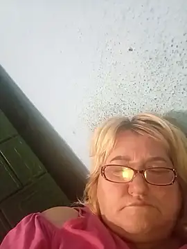 Snapshot of MilaTamila456 chatting on November 2025 09:46:01 PM MilaTamila456 online show from November 2025 09:46:01 PM