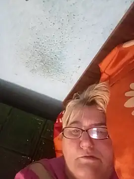 Snapshot of MilaTamila456 chatting on November 2025 07:24:02 PM MilaTamila456 online show from November 2025 07:24:02 PM