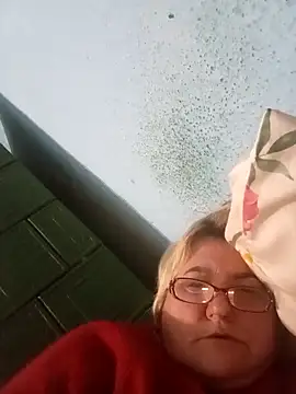 Snapshot of MilaTamila456 chatting on November 2025 09:37:01 PM MilaTamila456 online show from November 2025 09:37:01 PM