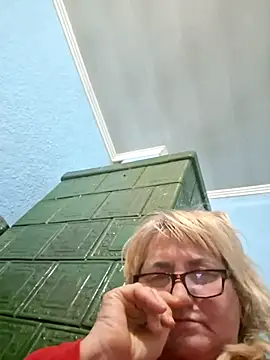 Snapshot of MilaTamila456 chatting on December 2025 10:20:02 PM MilaTamila456 online show from December 2025 10:20:02 PM