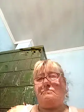 Snapshot of MilaTamila456 chatting on November 2025 10:02:01 PM MilaTamila456 online show from November 2025 10:02:01 PM