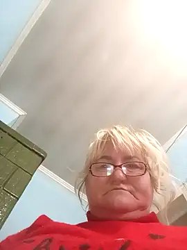 Snapshot of MilaTamila456 chatting on November 2025 07:42:01 AM MilaTamila456 online show from November 2025 07:42:01 AM