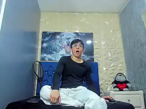 ElanGiraldo online show from February 2026 11:38:01 PM