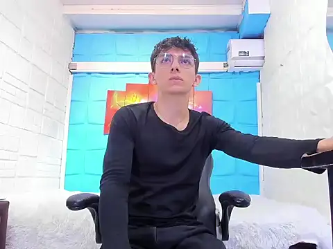 ElanGiraldo online show from February 2026 08:52:02 PM