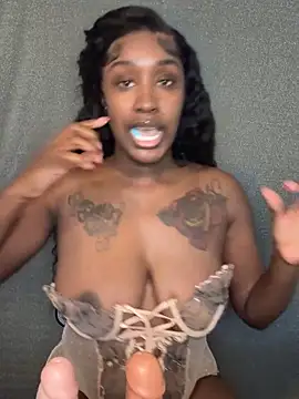 ToyaThick online show from November 2025 09:07:01 PM