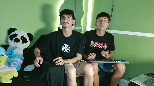 Kurt williams1 online show from November 2025 11:59:01 PM