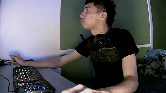 Kurt williams1 online show from June 2026 12:06:02 PM