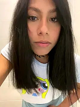 Snapshot of Katherinm chatting on November 2025 09:08:01 PM Katherinm online show from November 2025 09:08:01 PM