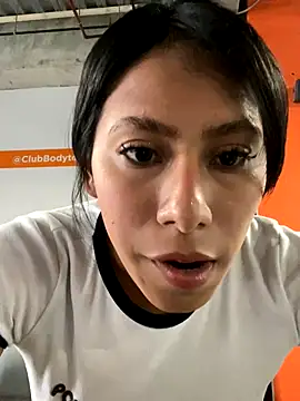 Snapshot of Katherinm chatting on November 2025 06:58:01 PM Katherinm online show from November 2025 06:58:01 PM