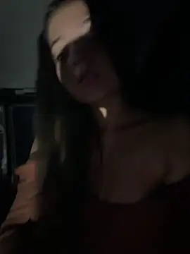 EmmiiGlow online show from May 2026 11:25:01 PM