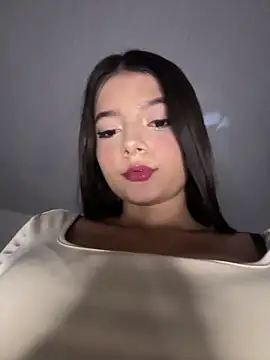 Snapshot of EmmiiGlow chatting on March 2026 12:54:01 AM EmmiiGlow online show from March 2026 12:54:01 AM