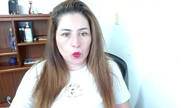 dayan hanks online show from April 2026 01:45:01 AM