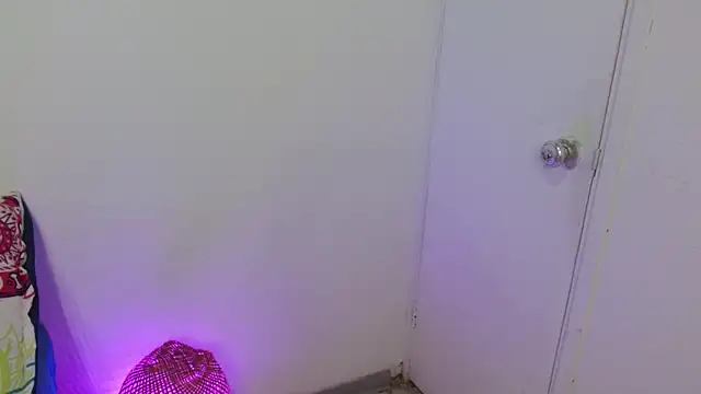 dayan hanks online show from February 2026 10:53:01 PM