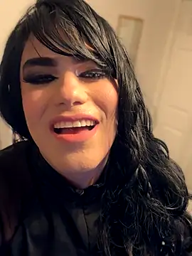 rikiisaac5 online show from November 2025 06:39:01 AM