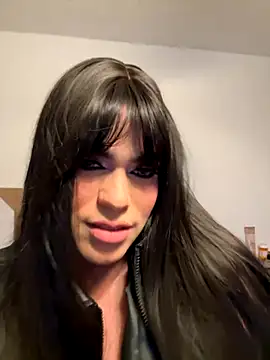 rikiisaac5 online show from November 2025 01:43:02 AM