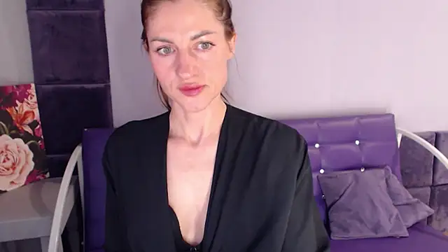Katerina  Ray online show from April 2026 07:48:01 AM
