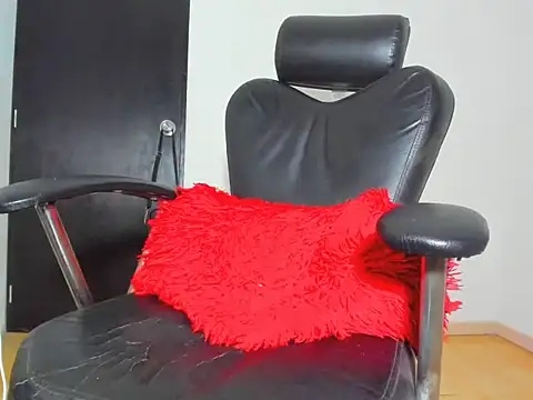 Snapshot of NoahSexTS chatting on November 2025 04:38:02 AM NoahSexTS online show from November 2025 04:38:02 AM