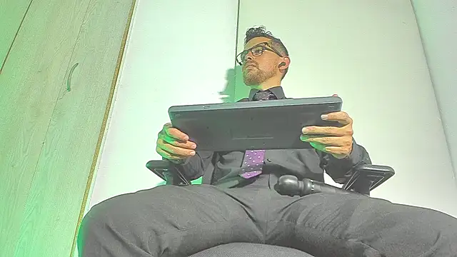 Prince1 dark online show from November 2025 05:39:01 AM