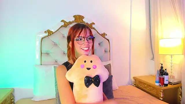 scarlett smith 3 online show from June 2026 02:06:02 AM