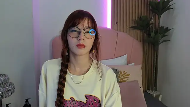 scarlett smith 3 online show from December 2025 02:58:02 AM