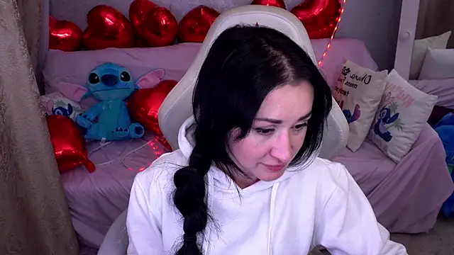 CarolinaaFoxyyy online show from February 2026 07:57:01 PM