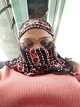 Kamna Hotty online show from December 2025 03:49:02 AM