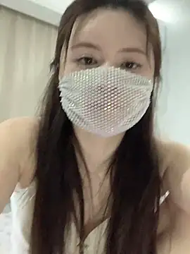 hoho-is online show from April 2026 02:33:01 PM