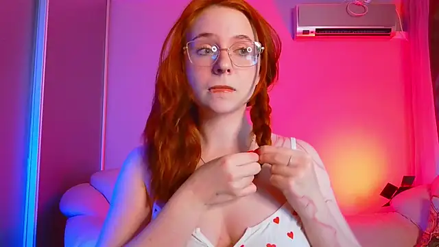 Erica Nelson online show from April 2026 01:42:01 AM