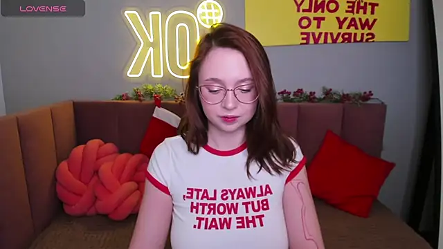 Erica Nelson online show from November 2025 01:28:01 AM