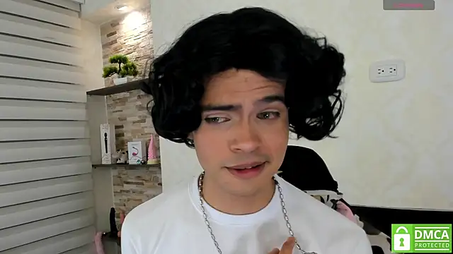 alezander8 online show from November 2025 04:51:02 AM