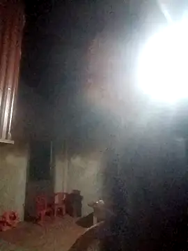 Snapshot of blonde_blg chatting on December 2025 10:32:01 PM blonde blg online show from December 2025 10:32:01 PM