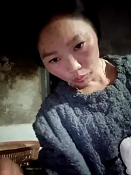 blonde blg online show from February 2026 12:05:01 PM