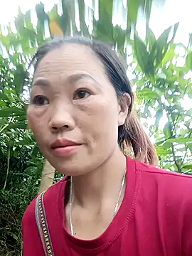 Snapshot of blonde_blg chatting on November 2025 02:26:02 AM blonde blg online show from November 2025 02:26:02 AM