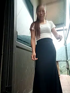 Snapshot of blonde_blg chatting on November 2025 05:22:02 AM blonde blg online show from November 2025 05:22:02 AM