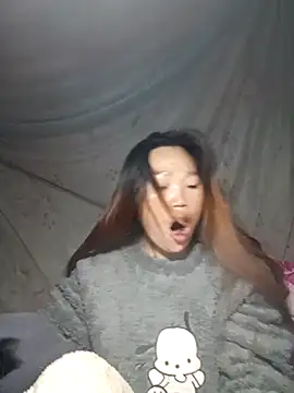 Snapshot of blonde_blg chatting on December 2025 05:45:01 PM blonde blg online show from December 2025 05:45:01 PM