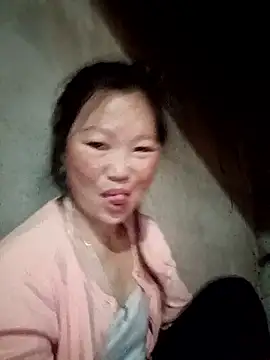 Snapshot of blonde_blg chatting on January 2026 12:50:02 AM blonde blg online show from January 2026 12:50:02 AM