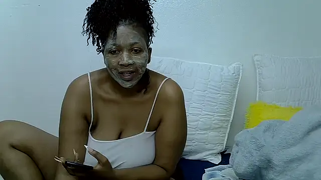 HipsDontLieX95 online show from December 2025 02:51:01 PM