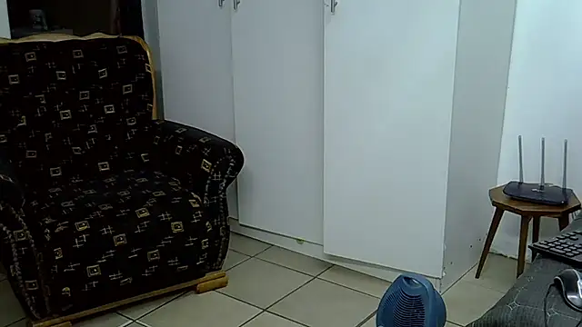 HipsDontLieX95 online show from January 2026 09:19:01 PM