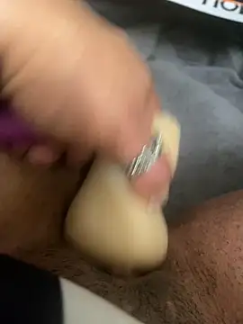 juicythickclit69 online show from November 2025 05:12:02 AM