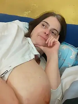 Snapshot of marchigiana chatting on February 2026 10:43:01 PM marchigiana online show from February 2026 10:43:01 PM