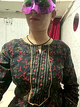 Red Queen 11 online show from November 2025 06:56:02 PM