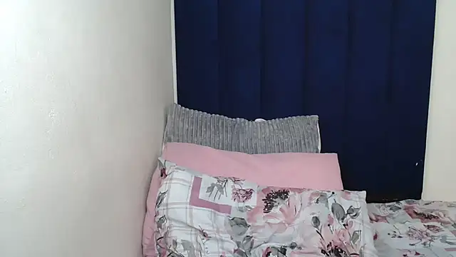 Nisha 102 online show from November 2025 09:15:01 PM