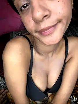 Your   Moonlight online show from December 2025 08:03:02 PM