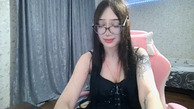 cupcakevice online show from December 2025 02:16:02 PM