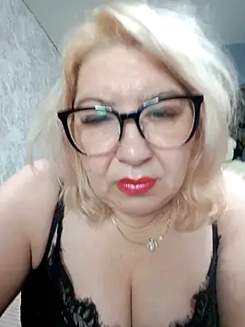 Snapshot of URALS-BOOBS chatting on November 2025 07:58:02 PM URALS-BOOBS online show from November 2025 07:58:02 PM